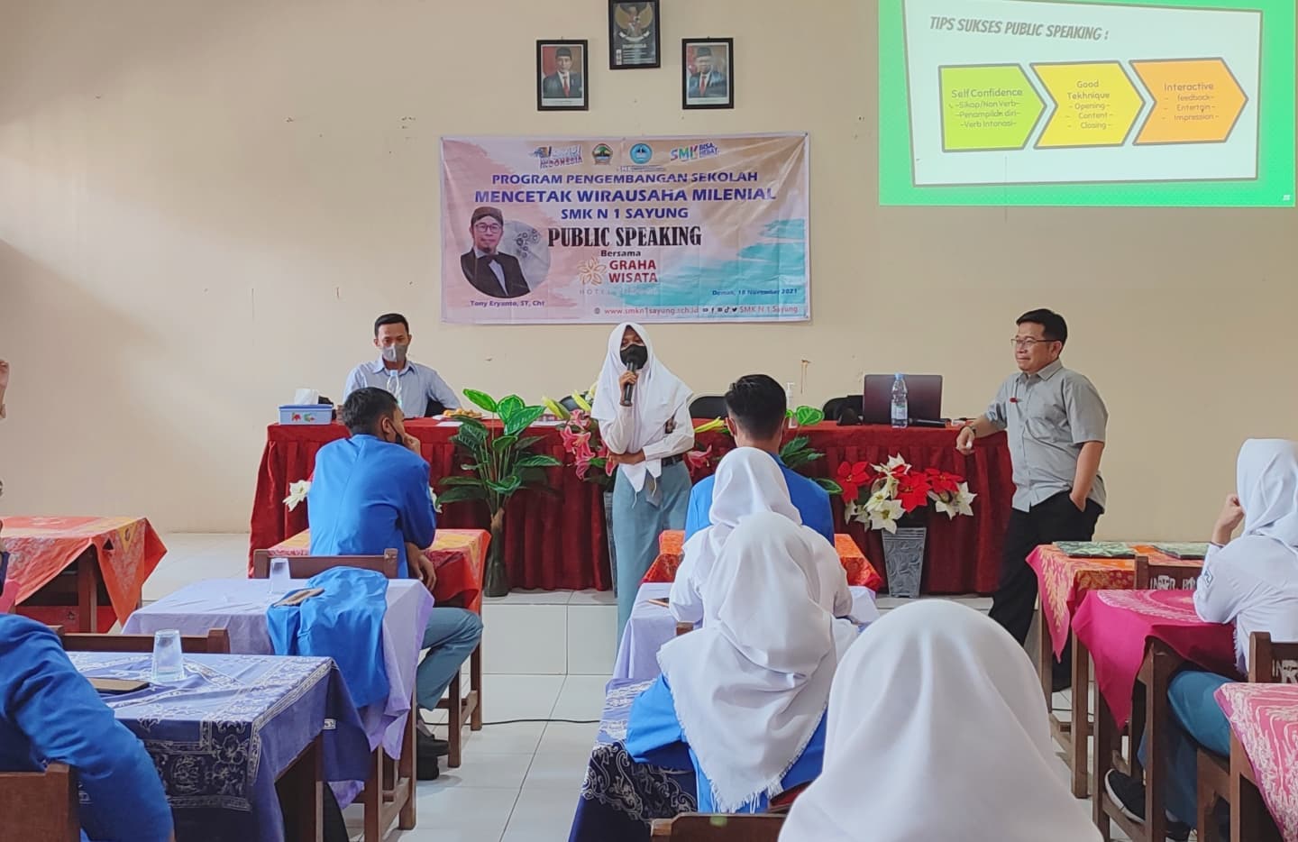 Meningkatkan Kemampuan Diri Melalui Public Speaking