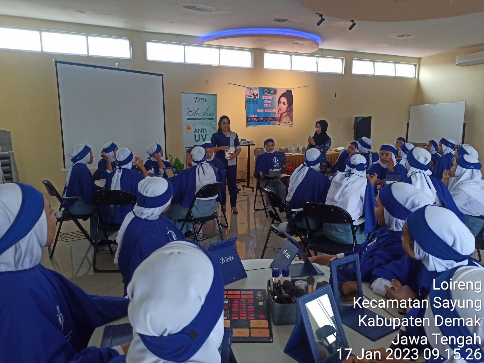 Kelas Kecantikan Tata Busana