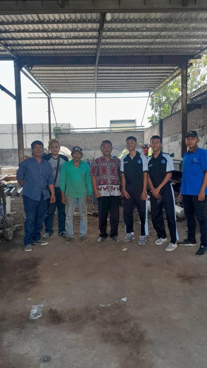 Pelaksanaan Praktik Kerja Lapangan